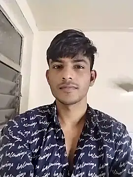 kingkartik7 online show from February 12, 8:50 pm