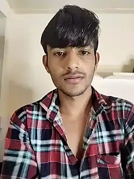 kingkartik7 online show from January 3, 7:50 pm