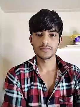 kingkartik7 online show from January 14, 1:06 pm