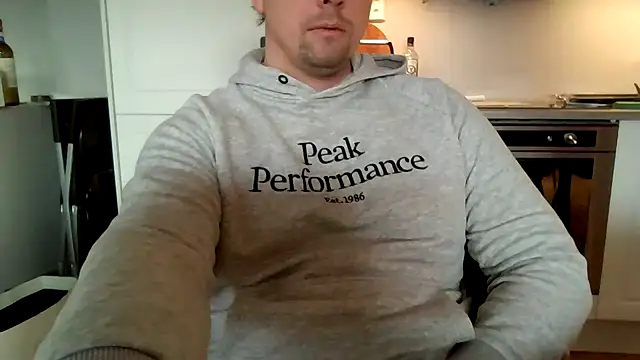 aleksergira online show from December 11, 10:48 am