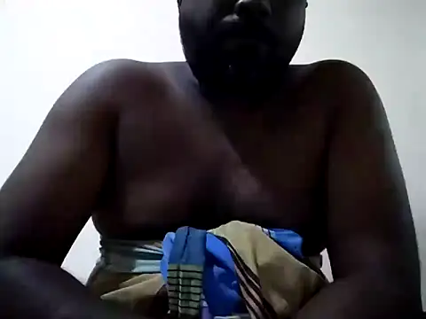 Snapshot of nikini1621 chatting on October 21, 11:35 am nikini1621 online show from October 21, 11:35 am