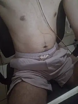 OliverWtdh online show from February 23, 4:52 pm