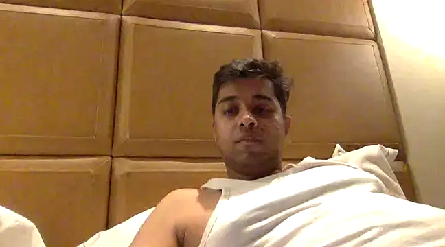 xavier2177 online show from December 30, 7:00 pm