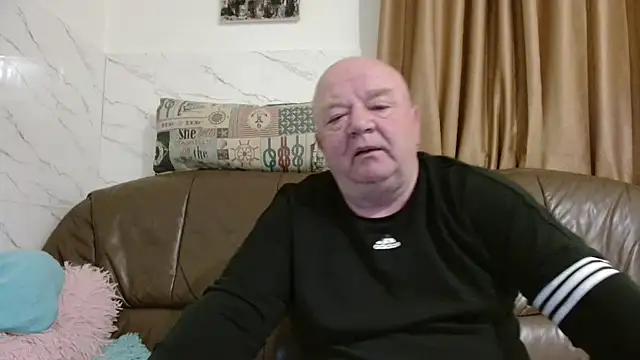 fullballs6 online show from March 17, 3:09 am