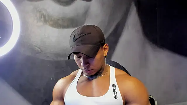 bradley smith online show from December 5, 8:55 am