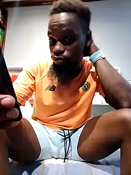 Snapshot of Chocolate_factory_man chatting on January 14, 7:21 pm Chocolate factory man online show from January 14, 7:21 pm