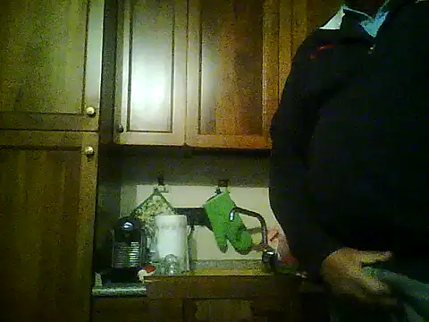 Snapshot of gianbragallini chatting on September 30, 10:24 pm gianbragallini online show from September 30, 10:24 pm