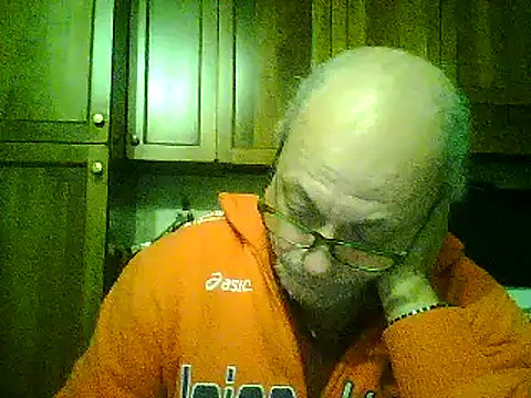 Snapshot of gianbragallini chatting on December 27, 11:53 pm gianbragallini online show from December 27, 11:53 pm