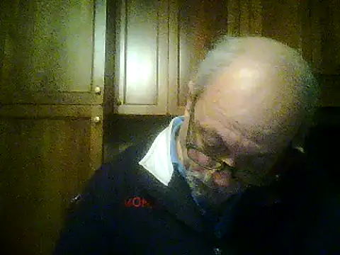 Snapshot of gianbragallini chatting on March 18, 10:48 pm gianbragallini online show from March 18, 10:48 pm