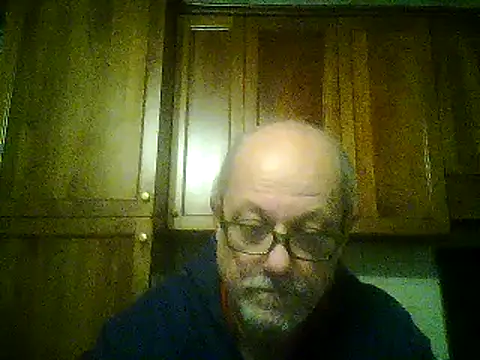 Snapshot of gianbragallini chatting on January 15, 10:13 pm gianbragallini online show from January 15, 10:13 pm
