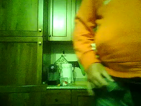 Snapshot of gianbragallini chatting on October 1, 10:25 pm gianbragallini online show from October 1, 10:25 pm