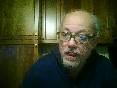 Snapshot of gianbragallini chatting on January 18, 11:22 pm gianbragallini online show from January 18, 11:22 pm