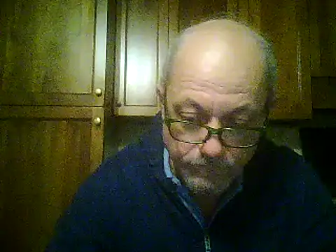 Snapshot of gianbragallini chatting on January 8, 11:09 pm gianbragallini online show from January 8, 11:09 pm