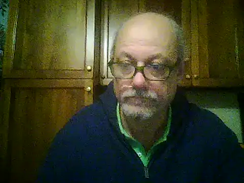 Snapshot of gianbragallini chatting on January 30, 11:02 pm gianbragallini online show from January 30, 11:02 pm