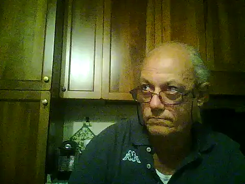 Snapshot of gianbragallini chatting on September 19, 9:58 pm gianbragallini online show from September 19, 9:58 pm