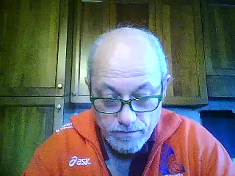 Snapshot of gianbragallini chatting on December 28, 2:12 pm gianbragallini online show from December 28, 2:12 pm