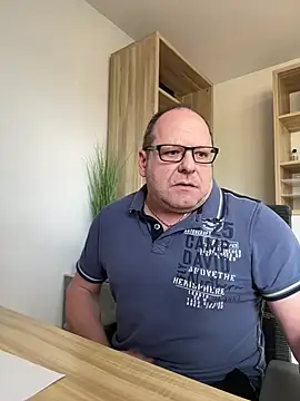 coupleLatinaLovers online show from March 13, 11:08 am