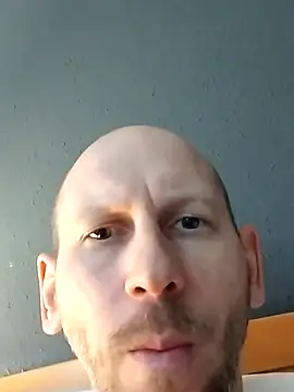 MrPearlsLive online show from December 30, 3:13 pm