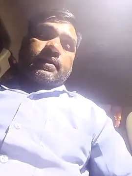 pintuS40 online show from November 7, 3:04 pm