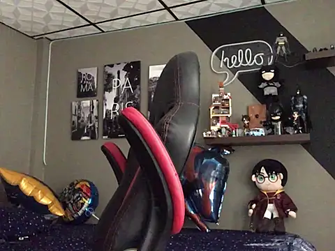 marcel crawford96 online show from December 22, 1:22 pm