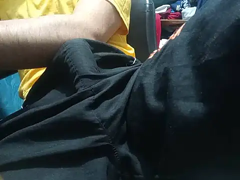 SALLY OMAR  online show from April 19, 8:11 pm