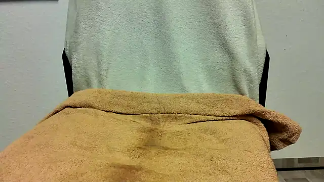 dani4334 online show from December 12, 7:08 am