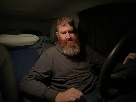 Redfurr69 online show from December 16, 2:25 am