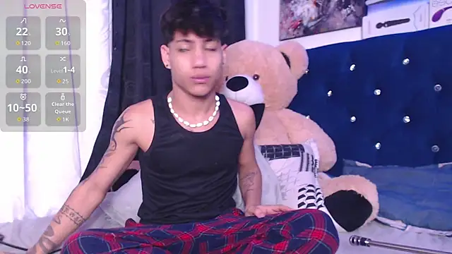 Sexys Boys Hot1 online show from November 7, 2:37 am