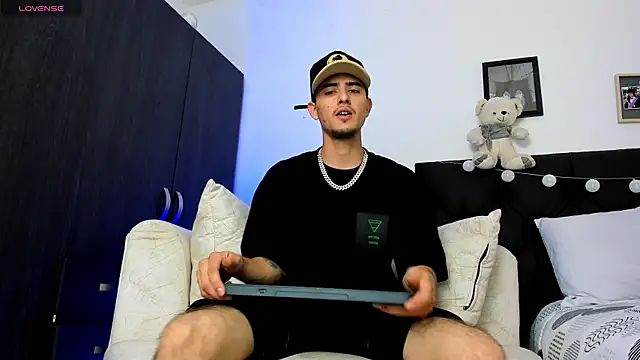 PhilipRich online show from January 12, 6:38 pm