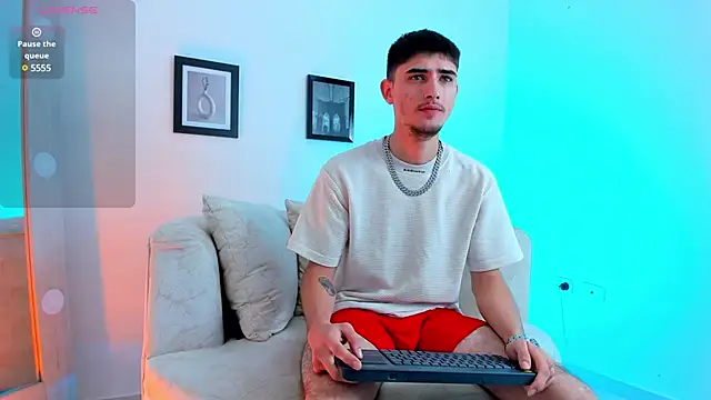 PhilipRich online show from February 3, 7:00 pm