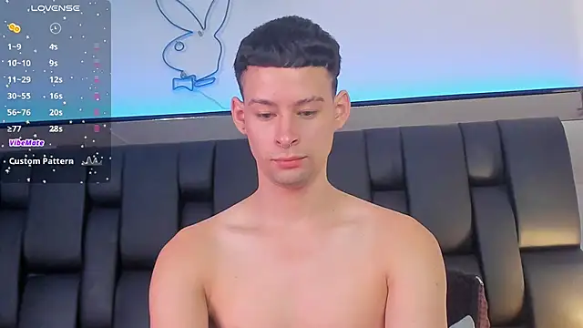 JadeSmiith  online show from January 23, 9:07 pm