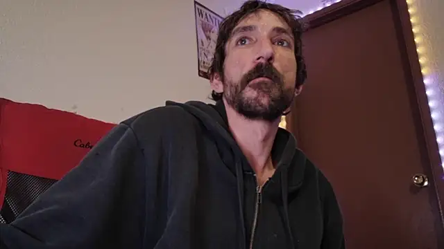 SlammyDjr online show from April 9, 2:45 pm