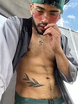 Brian Kiim online show from January 26, 3:25 pm