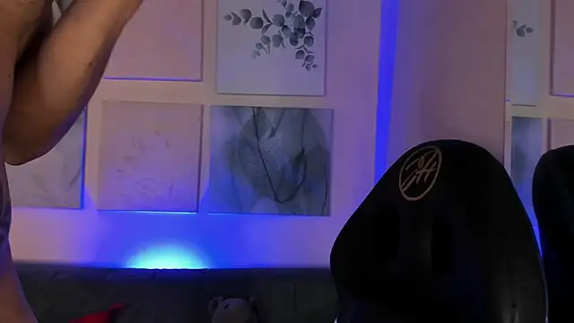 Brian Kiim online show from January 26, 12:37 am