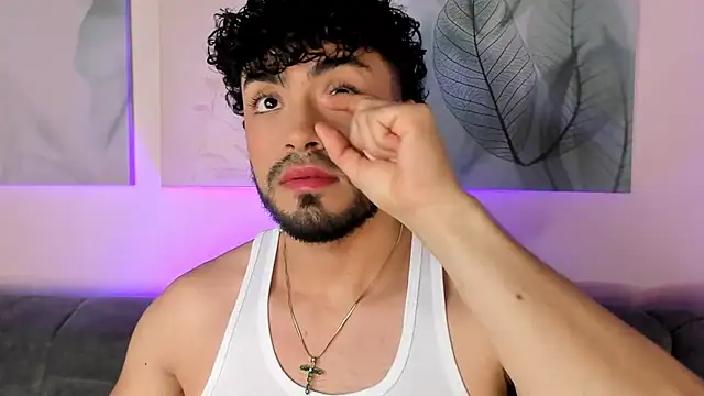 Brian Kiim online show from December 23, 4:28 pm