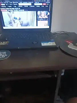 lobomisterioso13 online show from July 28, 4:39 pm