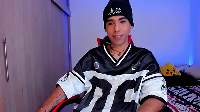 aldrinwhite online show from February 14, 5:30 pm