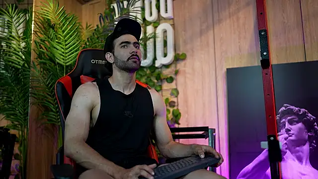 Austin bolt online show from December 10, 2:02 am