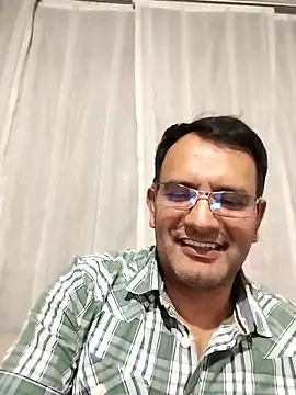 RogueTraveler online show from March 4, 2:27 am