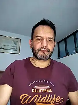 RogueTraveler online show from February 14, 1:34 am