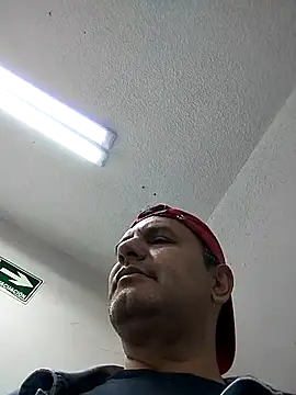 RogueTraveler online show from February 19, 2:12 pm