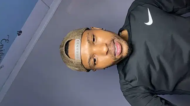 Snapshot of BlueIceCube chatting on January 15, 2:46 pm BlueIceCube online show from January 15, 2:46 pm