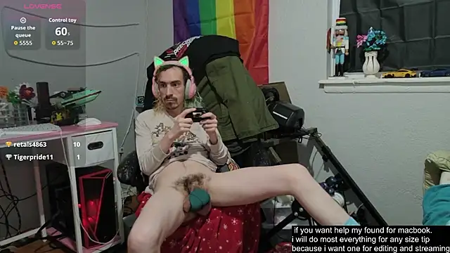 tallnerdyguy online show from October 27, 5:32 am