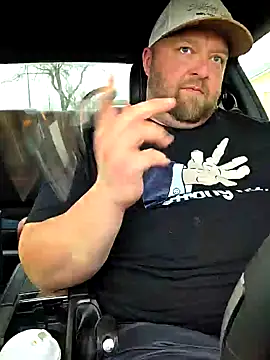 Strong Bear89 online show from February 10, 5:52 pm