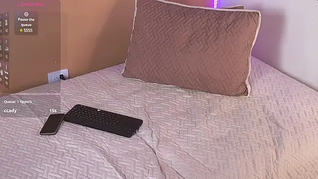 hot69temptation  online show from December 5, 6:56 pm