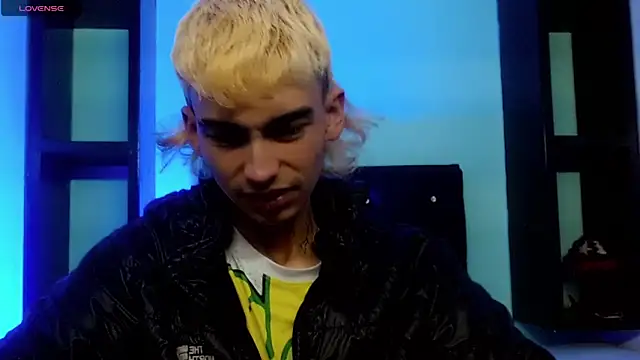 ttimy x boy online show from March 30, 8:21 pm