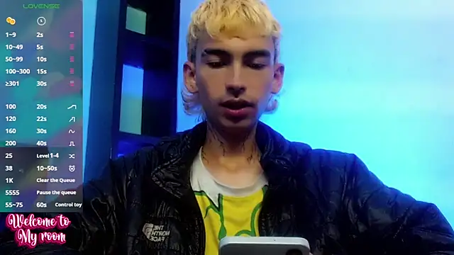 ttimy x boy online show from March 31, 8:32 pm