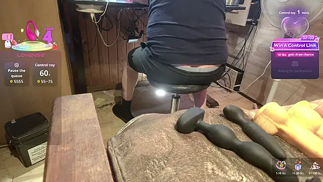 misteryman1956 online show from July 16, 1:07 pm