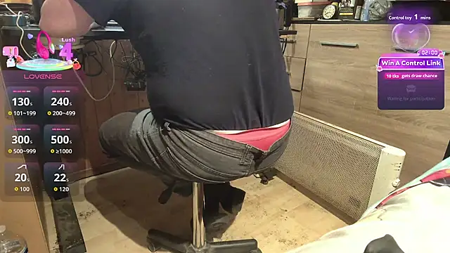 misteryman1956 online show from April 1, 1:41 pm