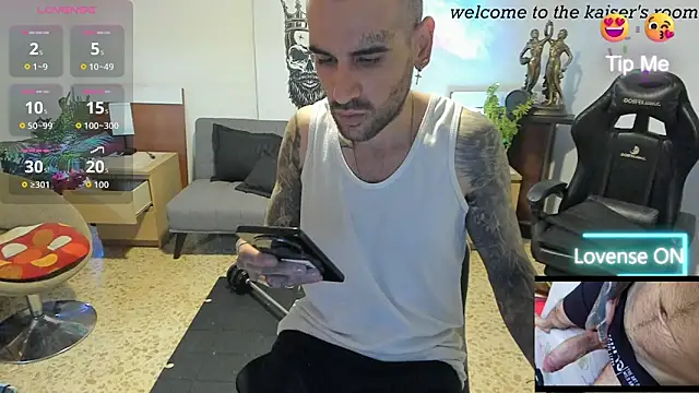 Kaiser679xh online show from January 11, 5:33 am